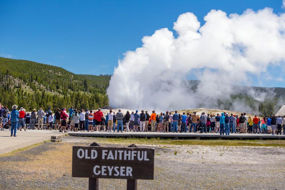 Yellowstone Nemzeti PArk - Old Faithful gejzír